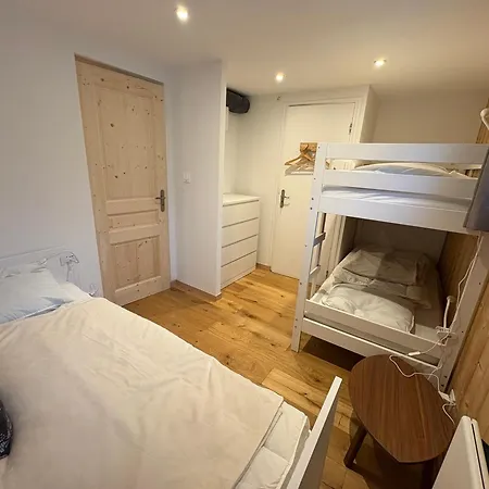 3*, Sud, Parking - 5 Pers. - Fr-1-263-655 *